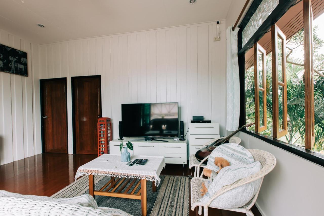 Banya Bnb: Cozy Thai Retreat in Prachuap Khiri Khan Exterior photo